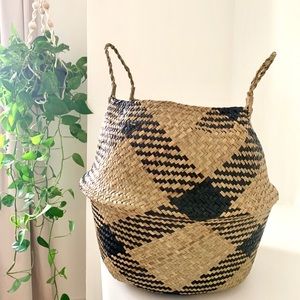 Large Black & Natural Belly Basket